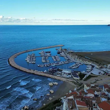 Viola Club Village & 3*