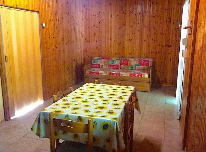 Πάρκο διακοπών Viola Club Village &