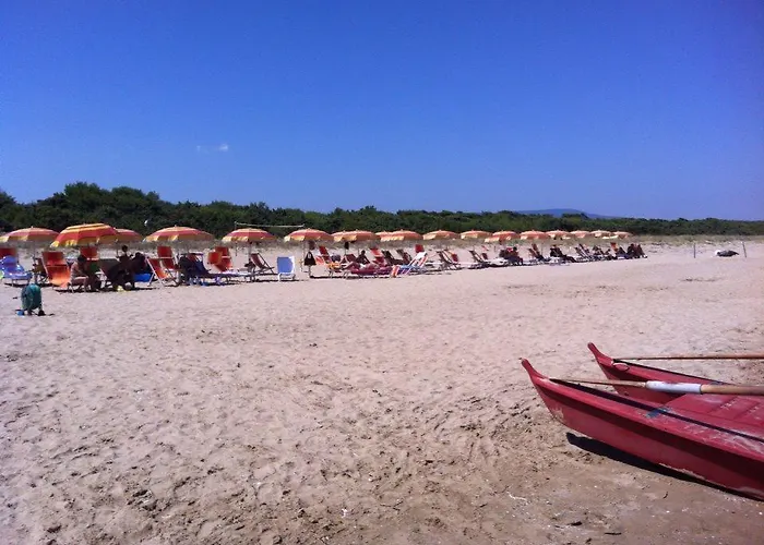 Viola Club Village & Foce Varano